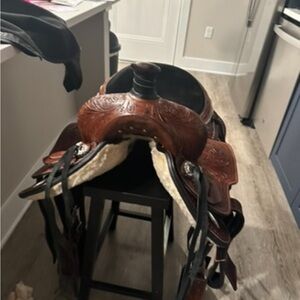 Barrel Saddle 14” 7 gullet